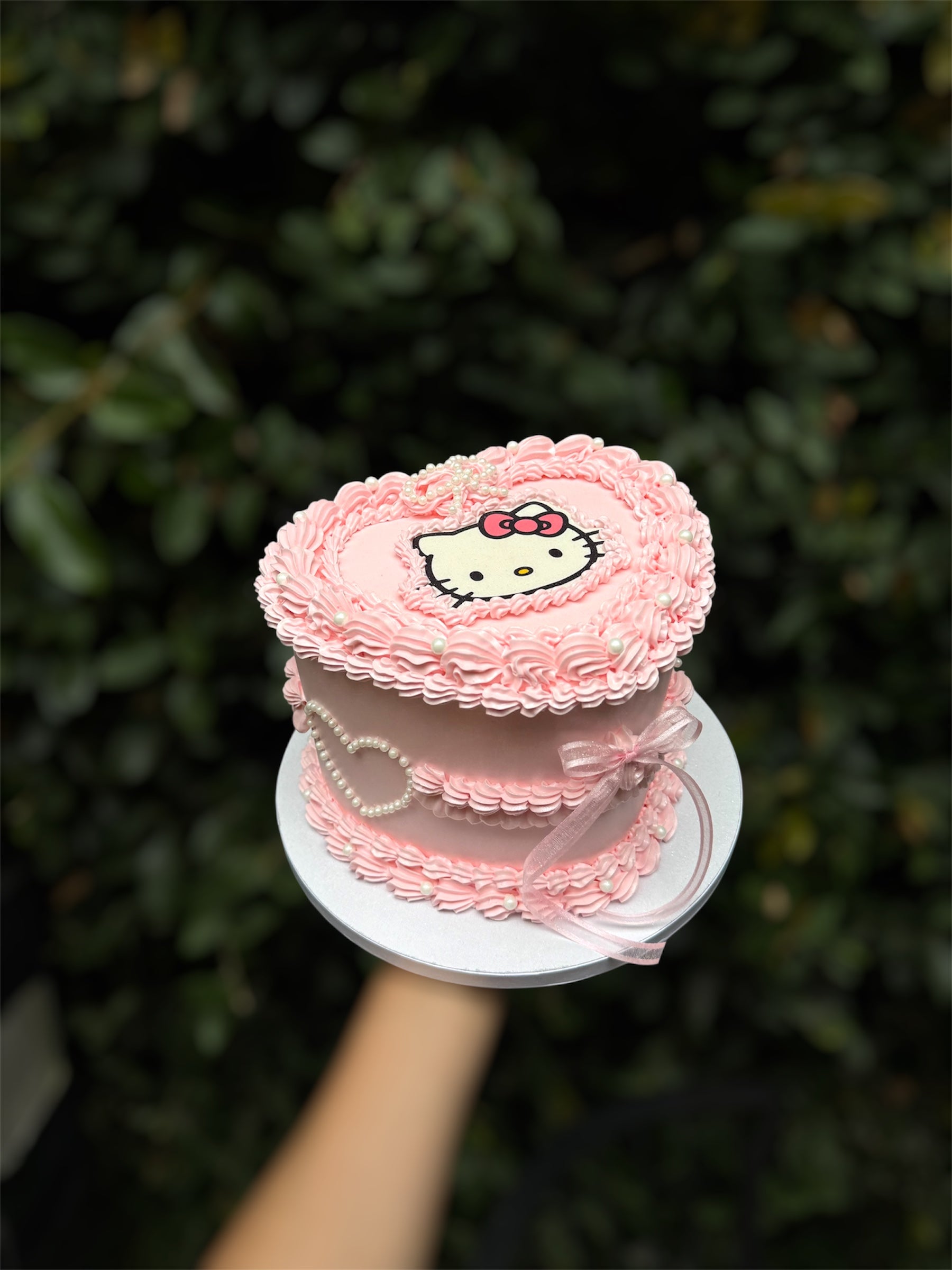 Hello Kitty Cake