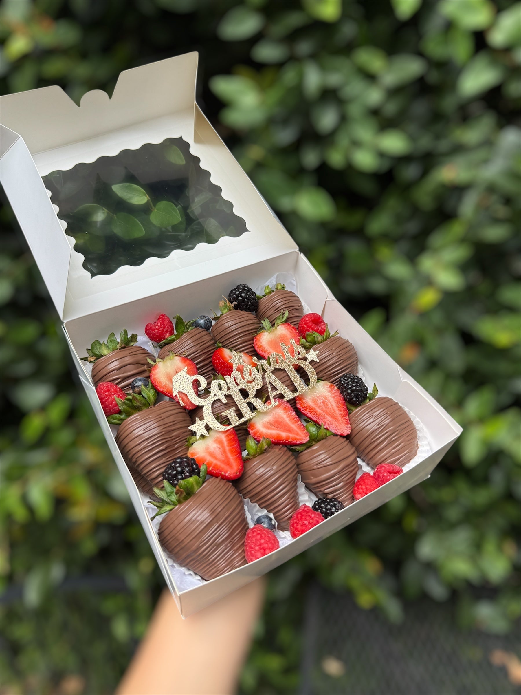 Graduation Strawberry Box