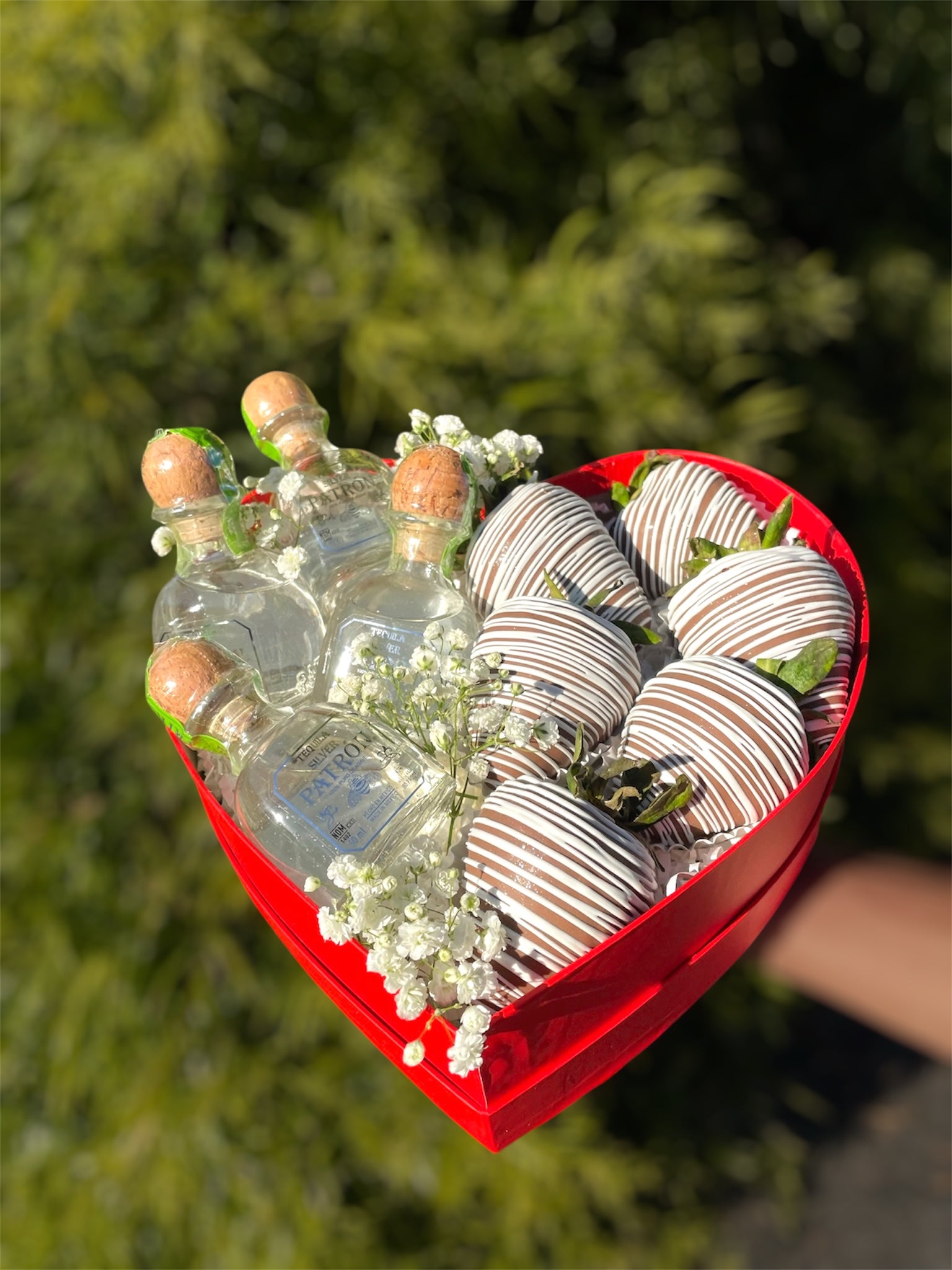 Mini Patron Bottle Strawberry Box